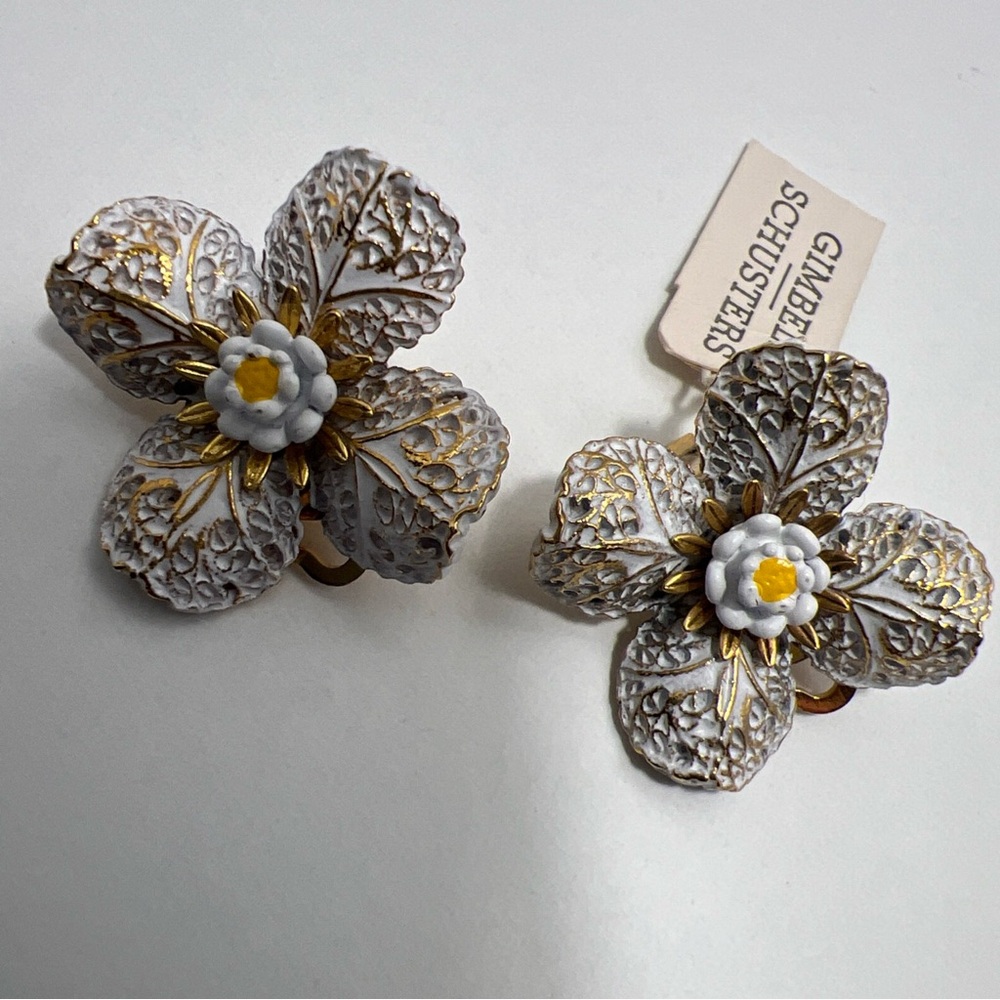 Vintage Art Arthur Pepper Signed Gold Tone White Enamel Stud Earrings